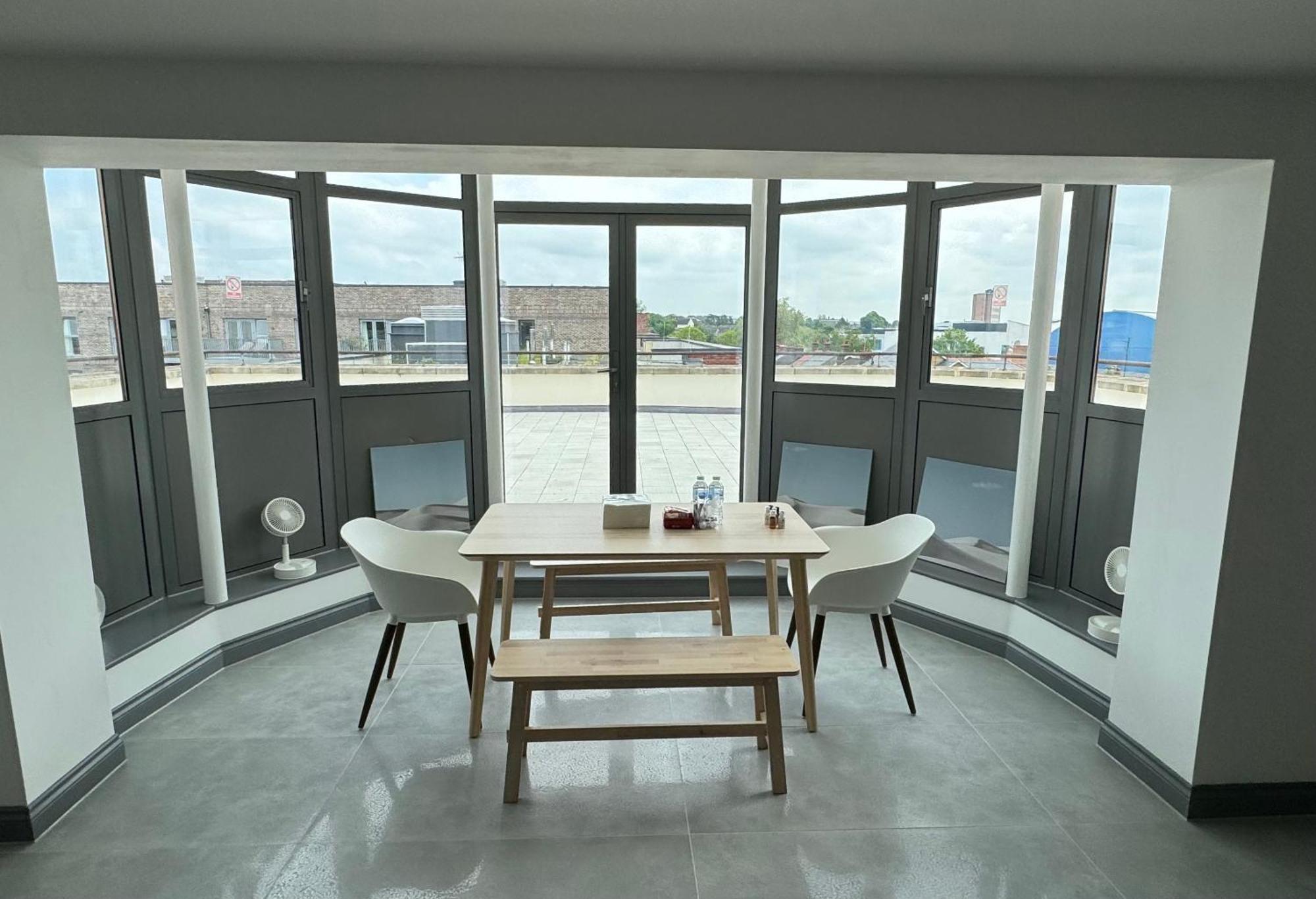 Long Letting - Luxurious 3 Bedroom Penthouse In City Centre - Parking Included! Chelmsford Exteriör bild
