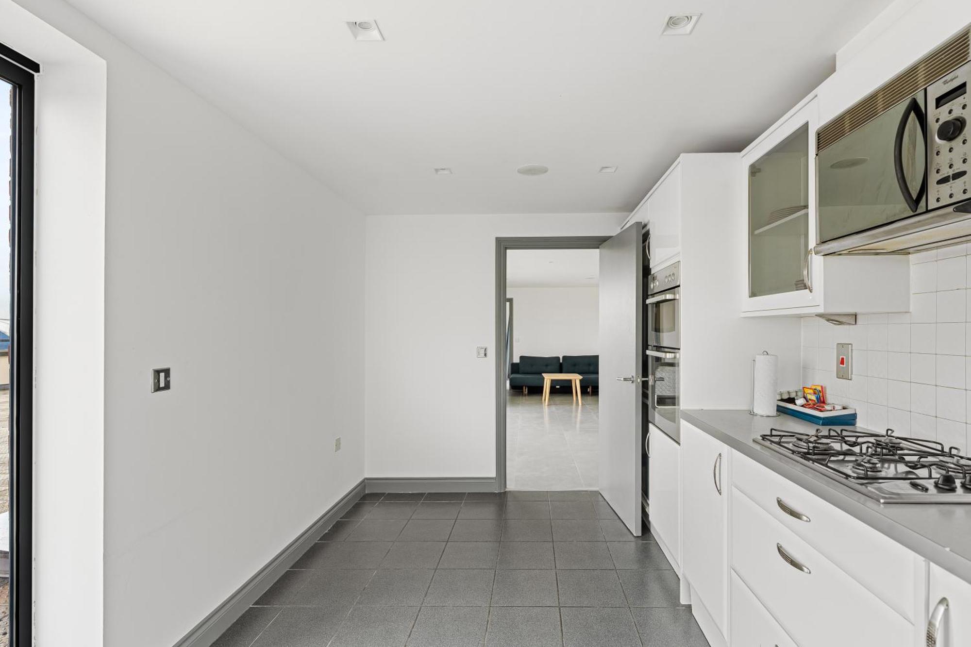 Long Letting - Luxurious 3 Bedroom Penthouse In City Centre - Parking Included! Chelmsford Exteriör bild